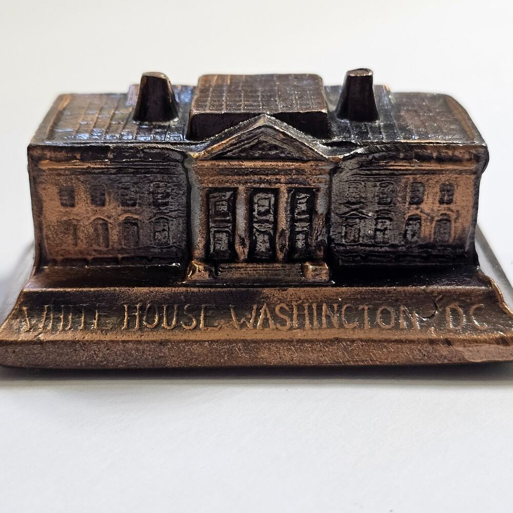 White House Washington DC Miniature Travel Souvenir Paperweight Vintage